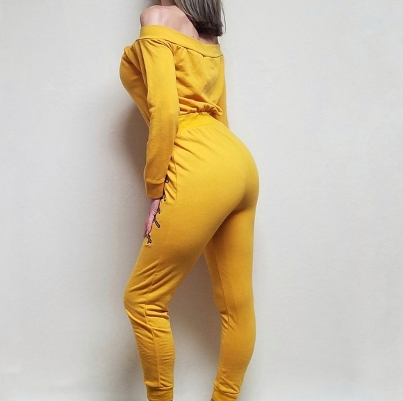 VINTAGE 90s-Y2K Baby Phat Mustard Yellow Gold Spell Out Off-Shoulder Jumpsuit M - Picture 3 of 16